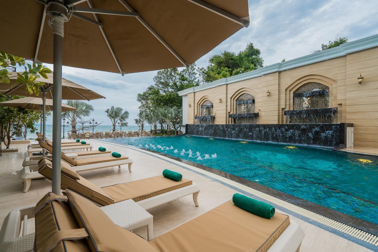 إل كاي إميرالد بيتش باتايا المظهر الخارجي الصورة The swimming pool at the hotel